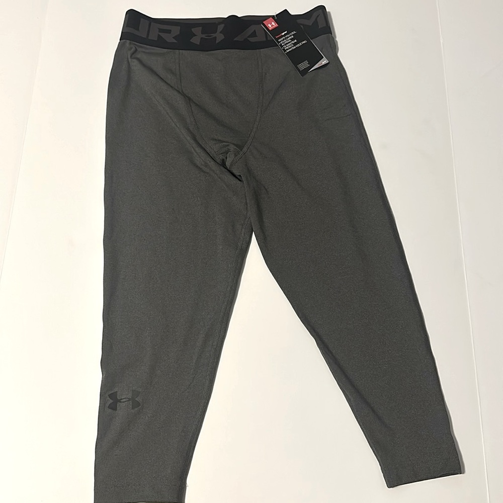 NWT Under Armour Men's Armour ¾ Heatgear Compression Leggings (Grey) Size M